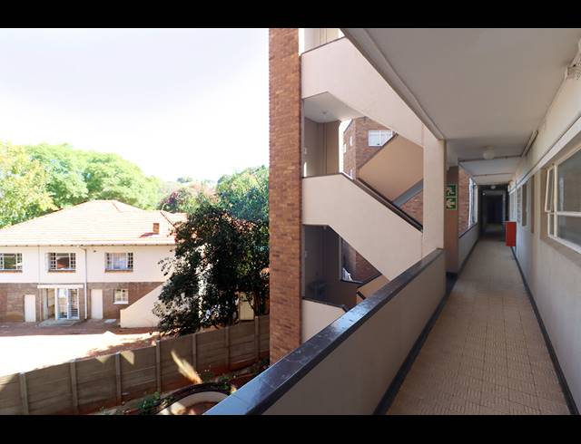 3 BEDROOM APARTMENT FOR SALE IN CYRILDENE